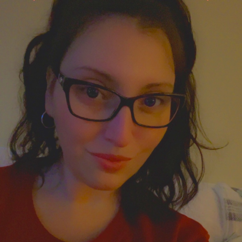 Meet your Posher, Stephanie